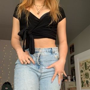 urban outfitters black front tie crop top